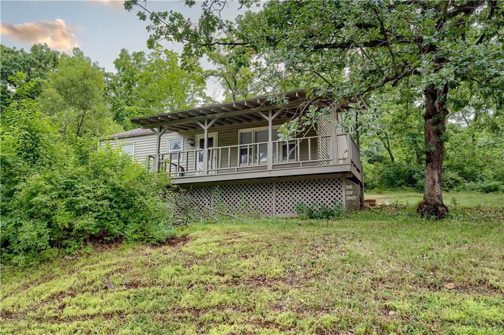 735 Lakewood Road Property Photo 1