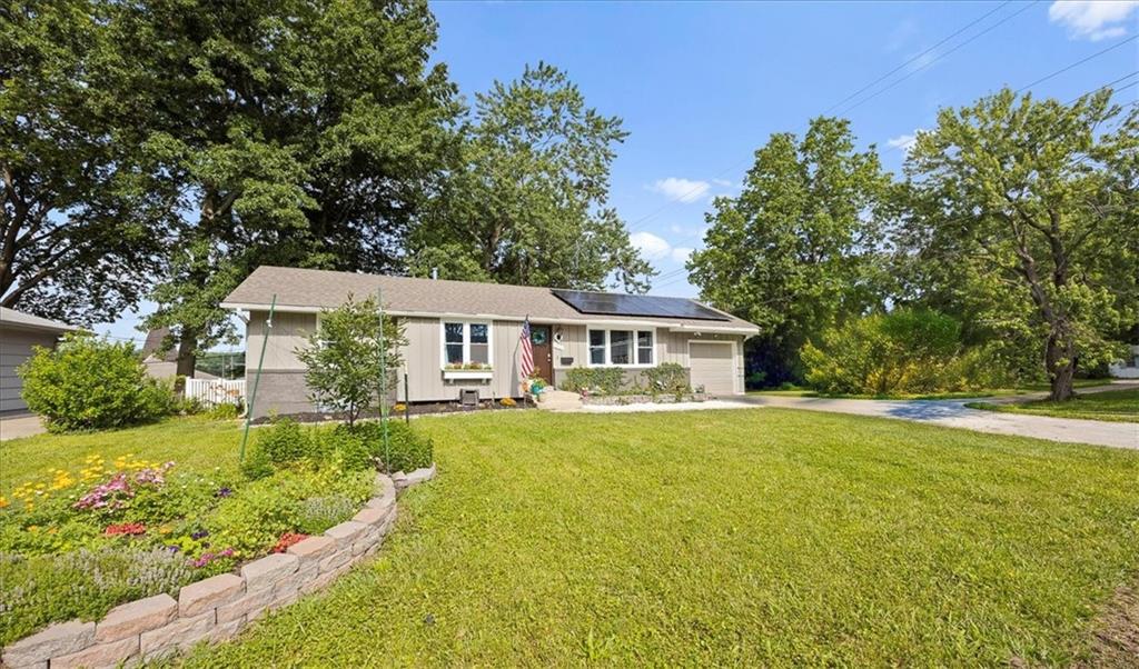 13500 Spring Street Property Photo