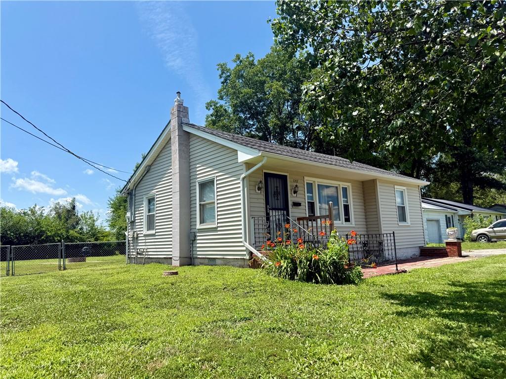 1207 Highway H Street Property Photo 1