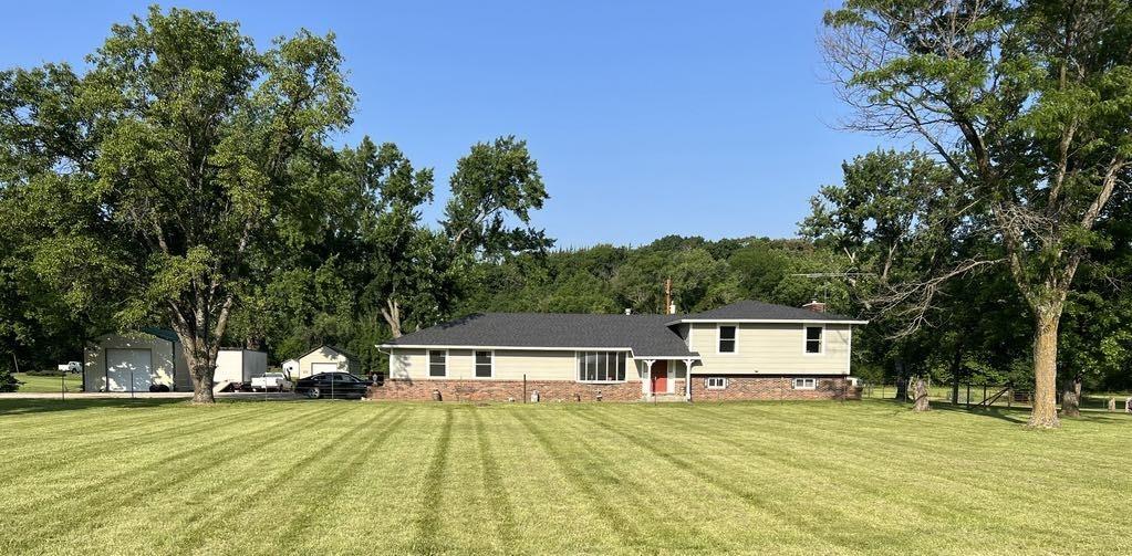 13897 K92 Highway Property Photo 1