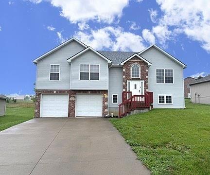 1242 Cypress Court Property Photo 1