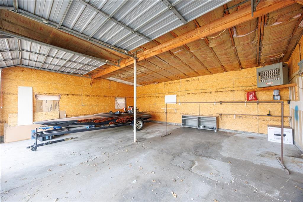 209 N Liberty Street Property Photo 11