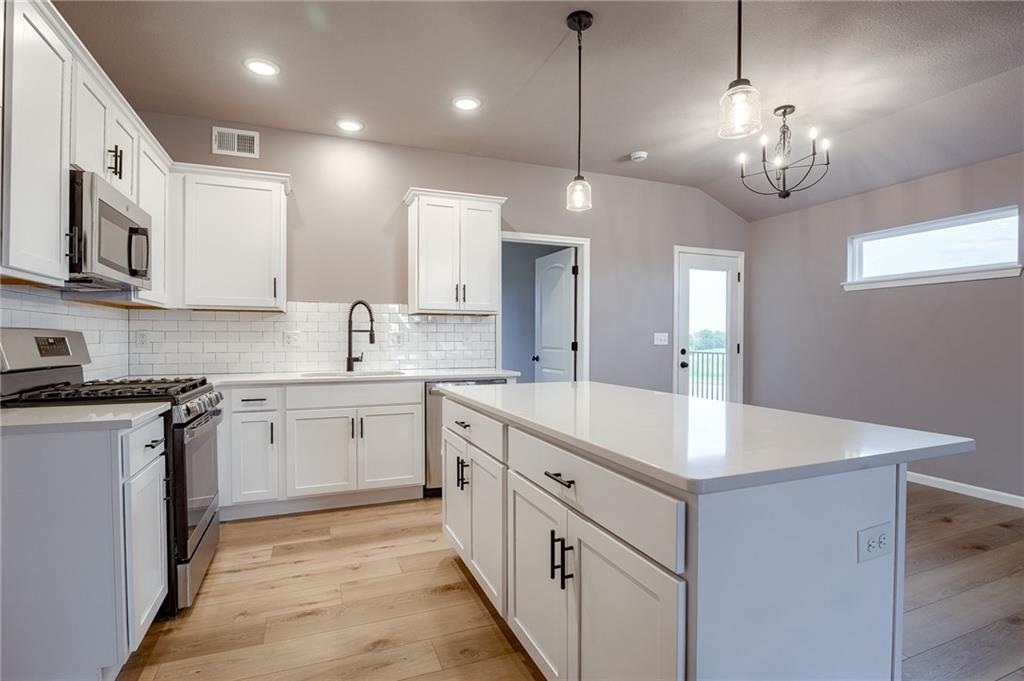 12508 S Parkwood Lane Property Photo 4