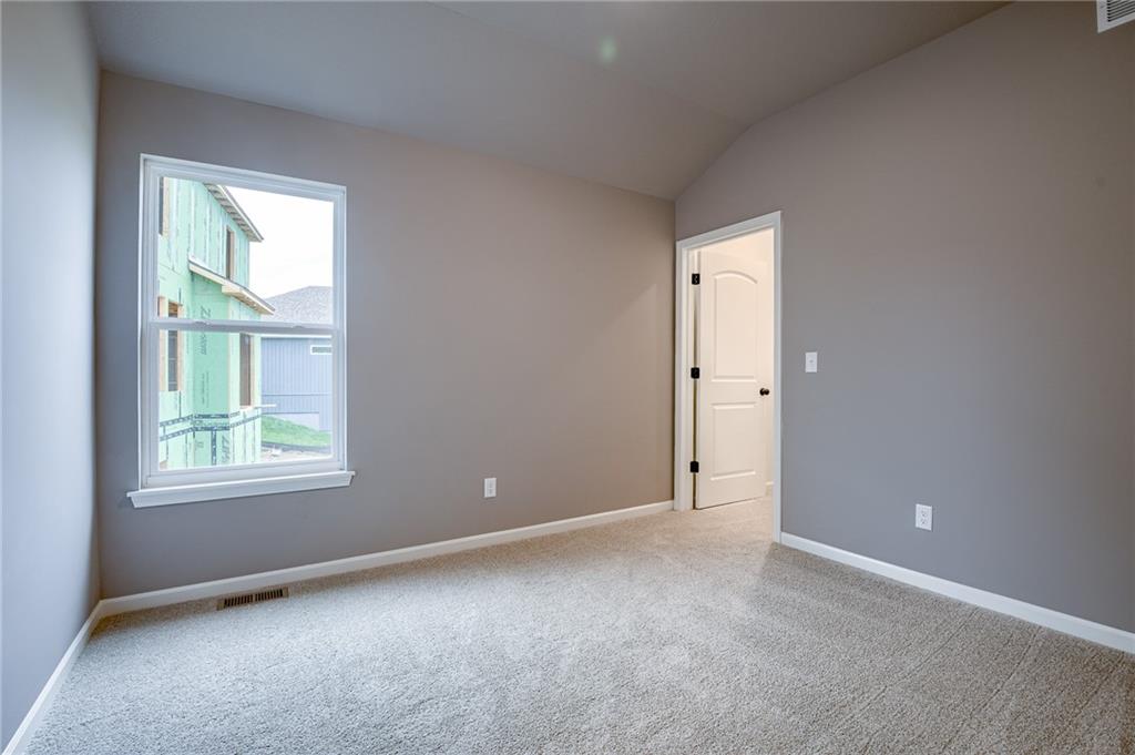 12508 S Parkwood Lane Property Photo 9
