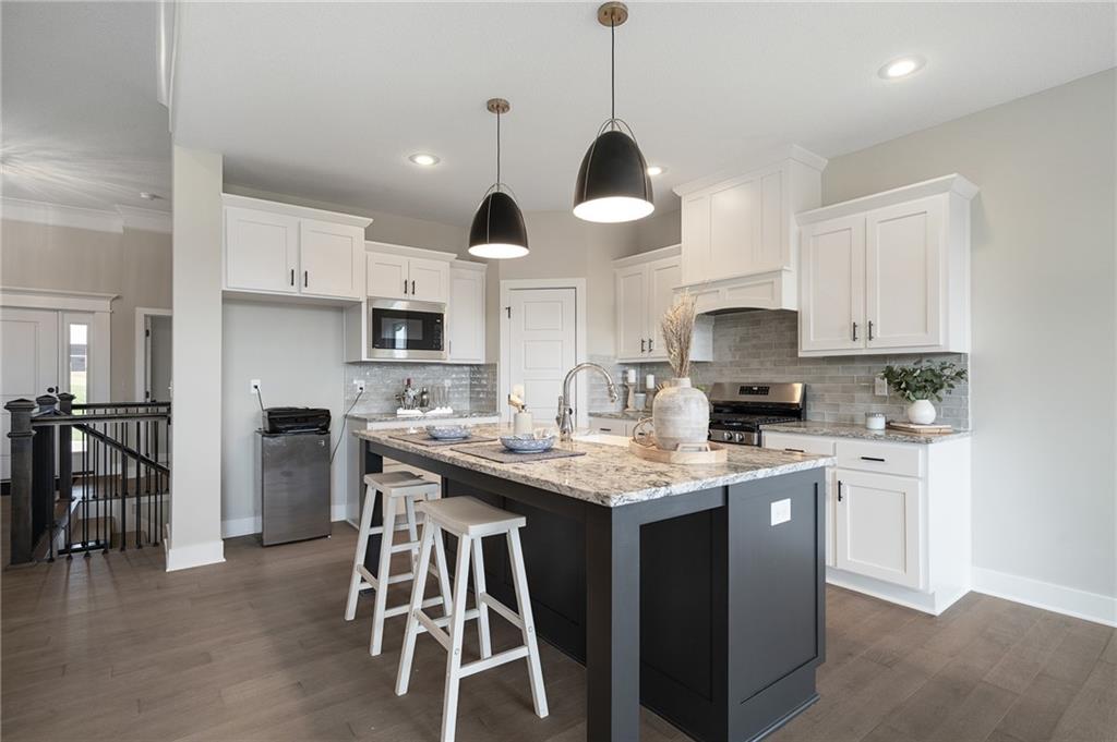 19455 W 114th Terrace Property Photo 1