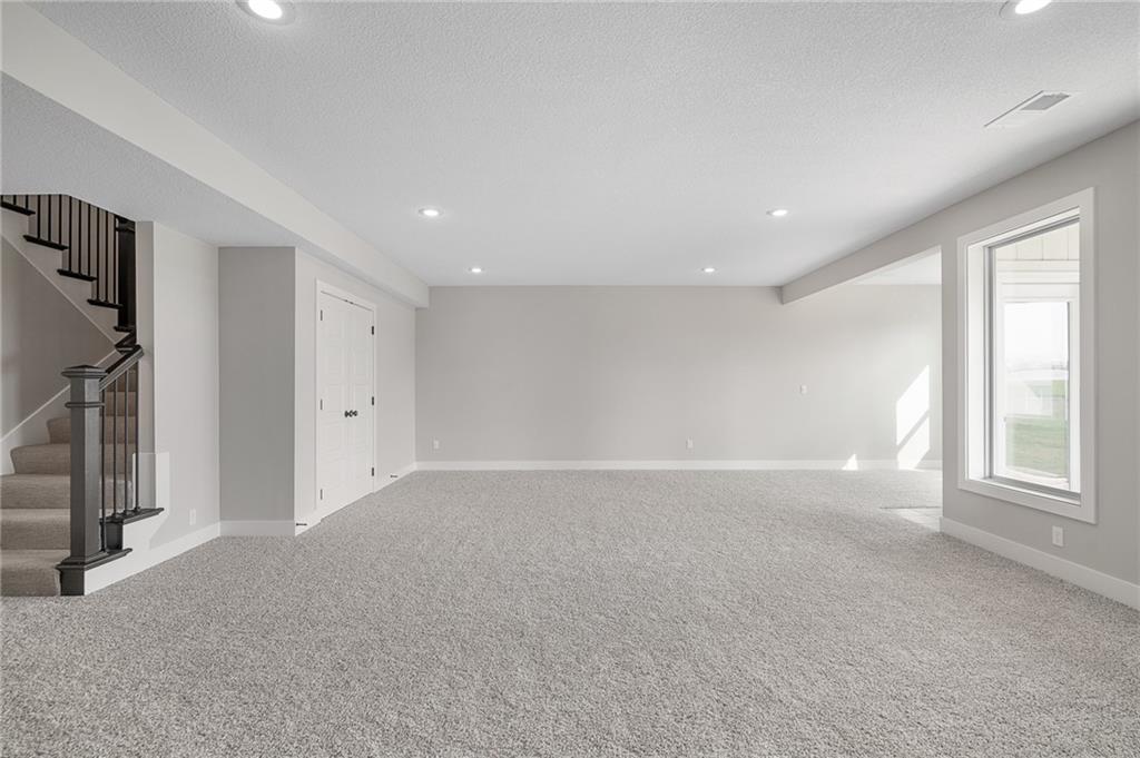 19455 W 114th Terrace Property Photo 21