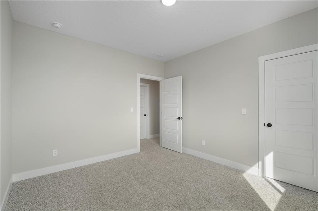 19455 W 114th Terrace Property Photo 26