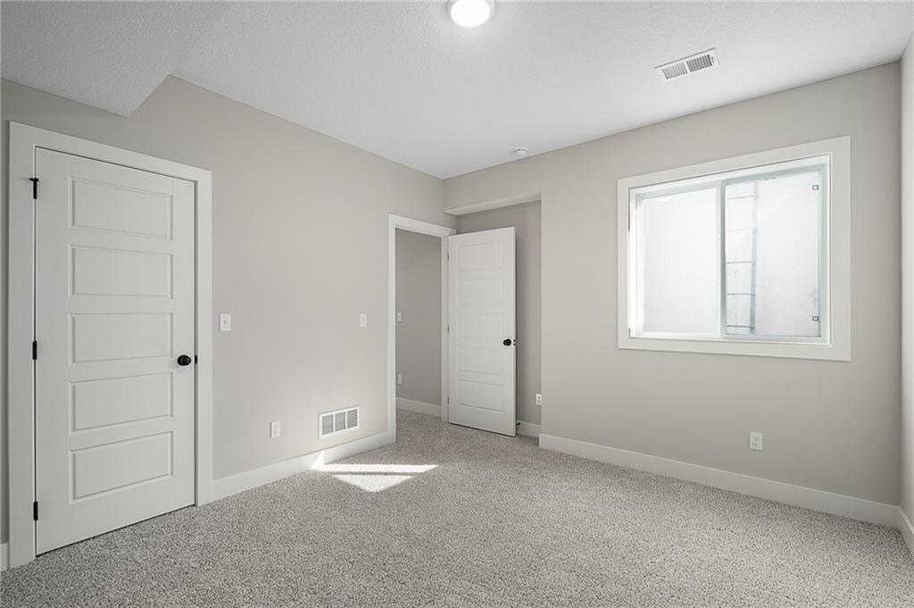 19455 W 114th Terrace Property Photo 28