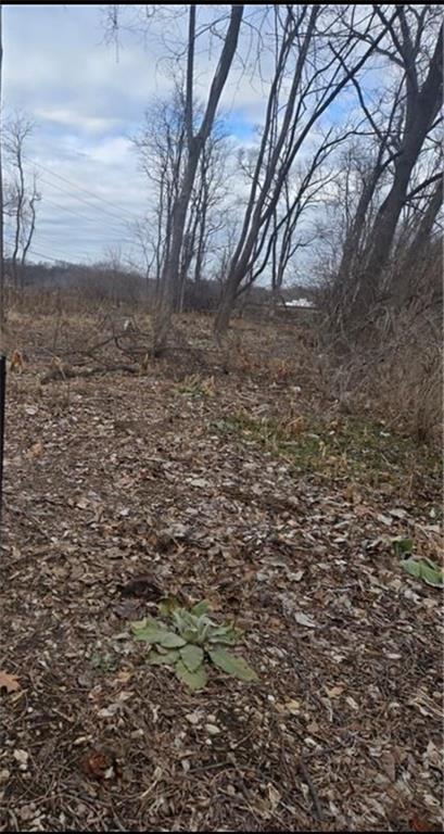 8047 R Parallel Parkway Property Photo 3