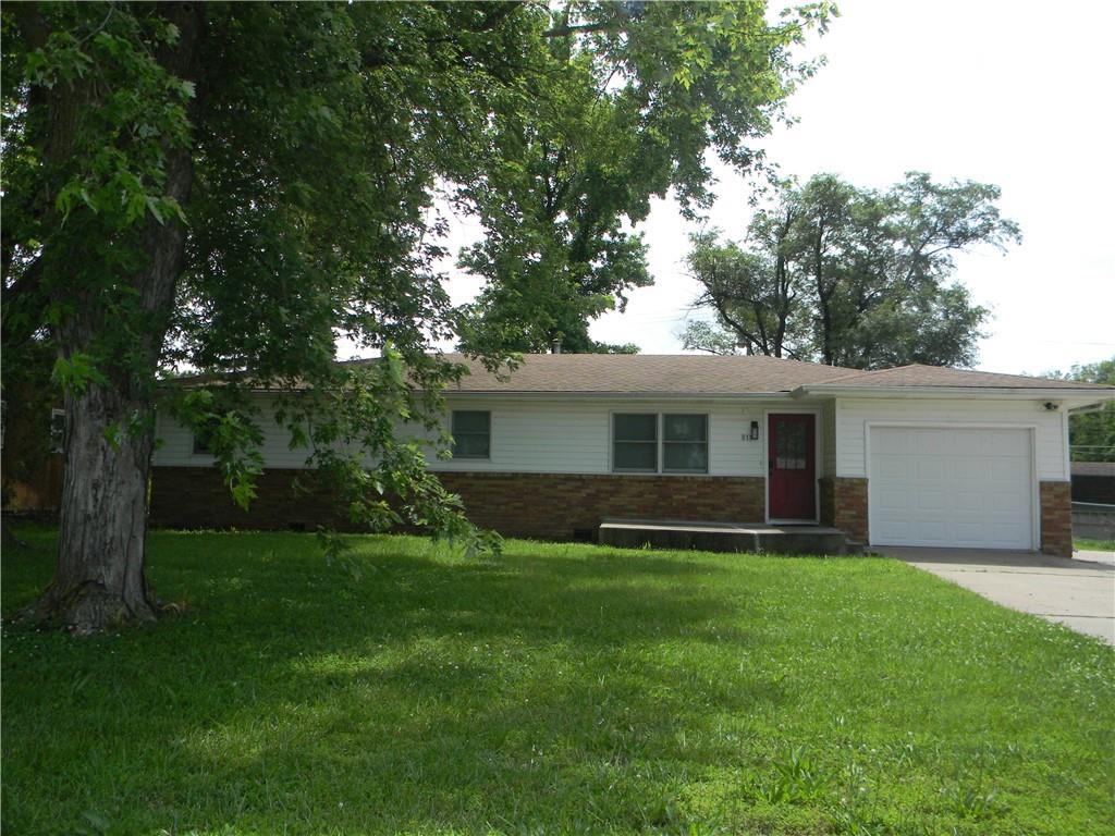 811 E Garfield Street Property Photo 1