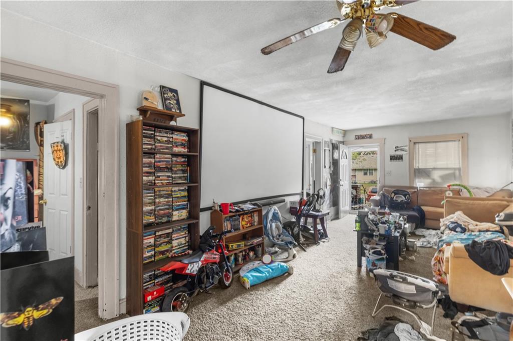 5844 Park Avenue Property Photo 2