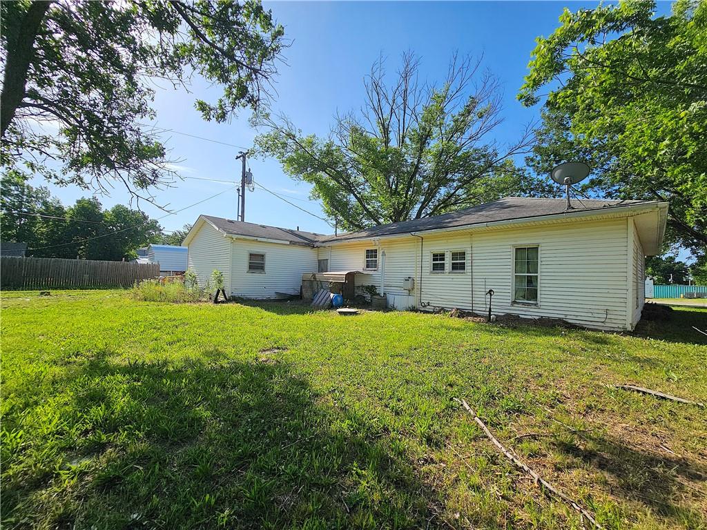102 Garrison Avenue Property Photo 6