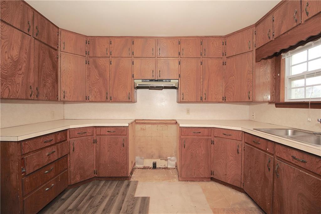 102 Garrison Avenue Property Photo 10