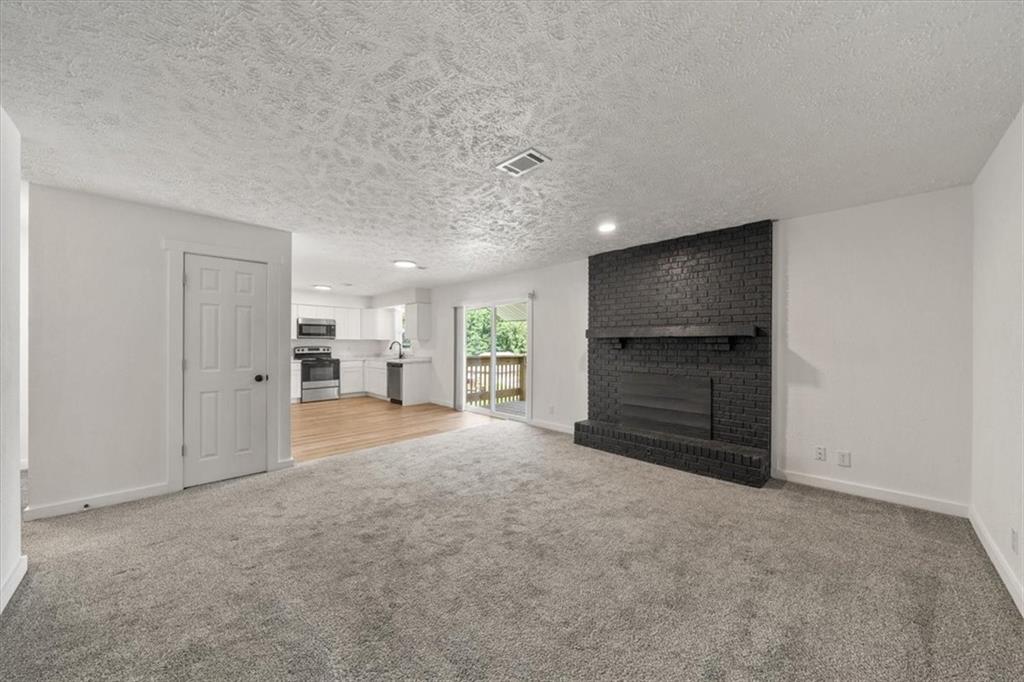 2203 Twin Oaks Drive Property Photo 25