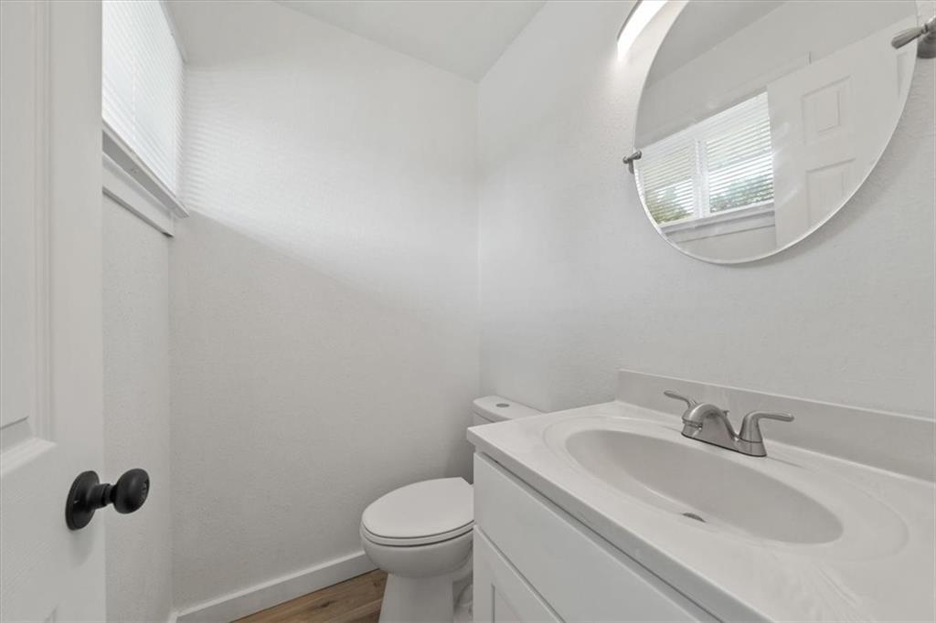2203 Twin Oaks Drive Property Photo 34