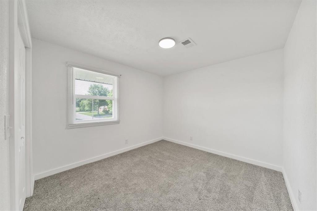 2203 Twin Oaks Drive Property Photo 35