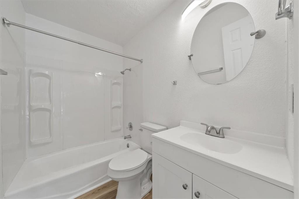 2203 Twin Oaks Drive Property Photo 36