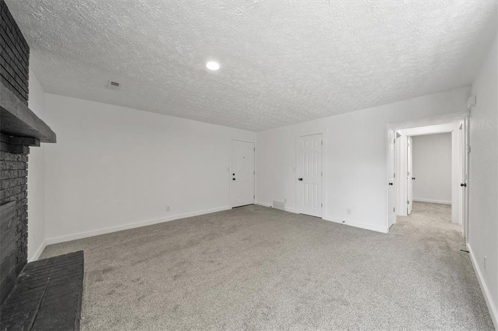 2203 Twin Oaks Drive Property Photo 40