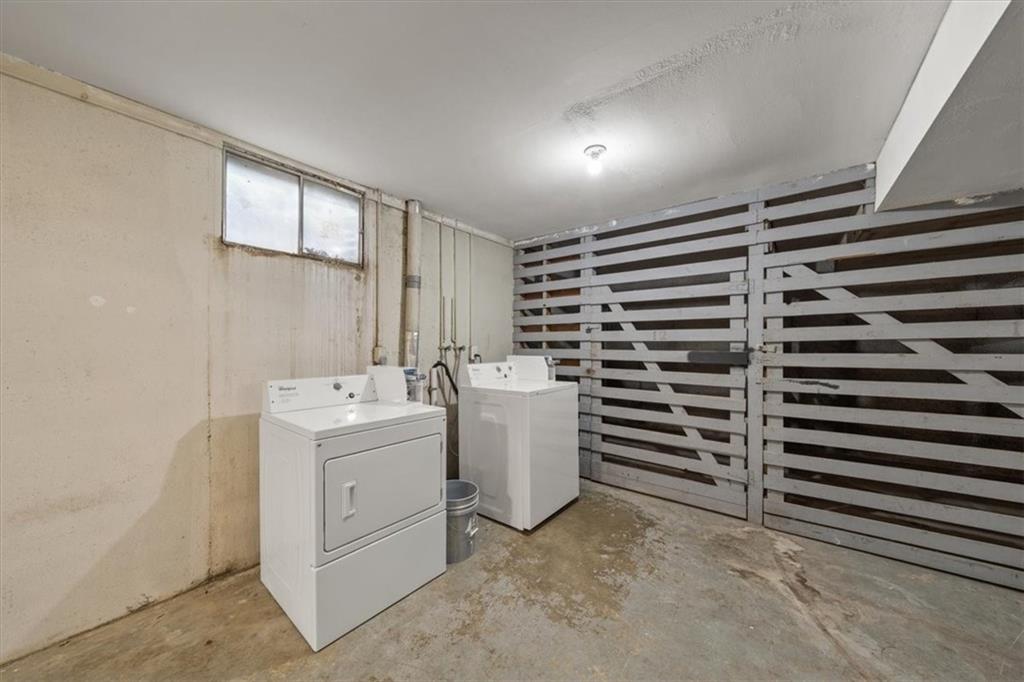 2203 Twin Oaks Drive Property Photo 61