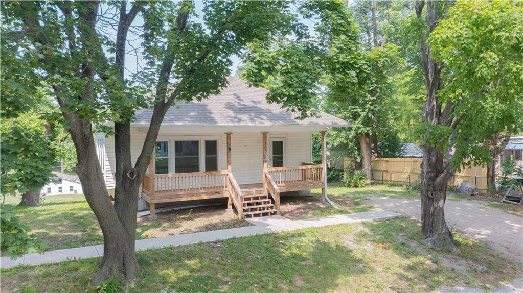303 N Main Street Property Photo 1