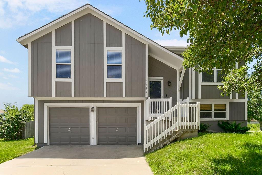 17160 King Court Property Photo 1