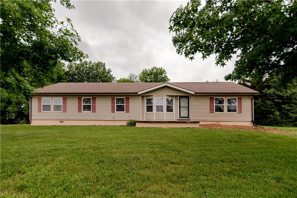 3505 N Woodbine Road Property Photo 1