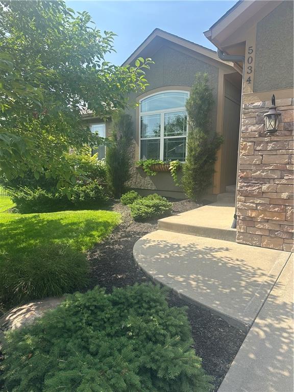 5034 Woodstock Court Property Photo 1
