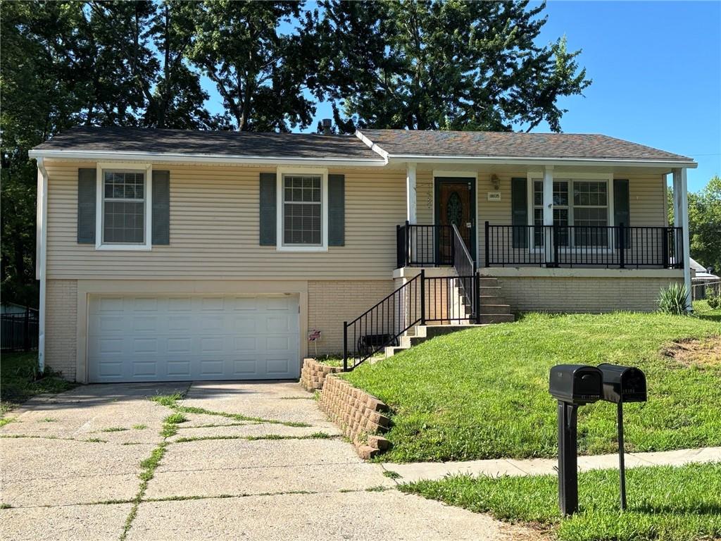 18105 E 18th Terrace Property Photo 1