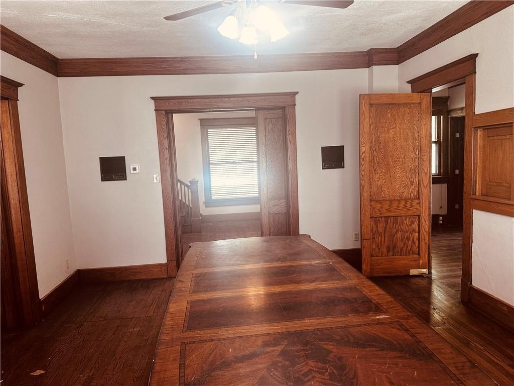 108 E Poplar Street Property Photo 13