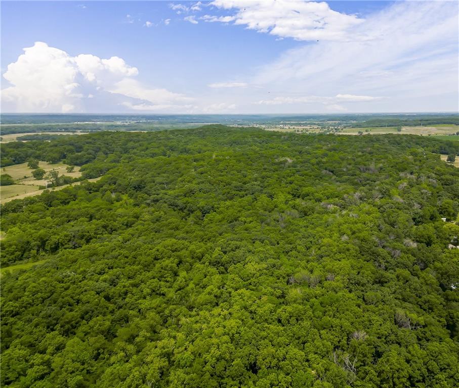 E 2000 Road Property Photo