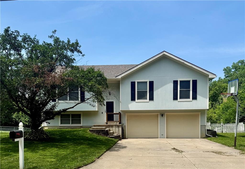 4104 Lakeview Drive Property Photo 1