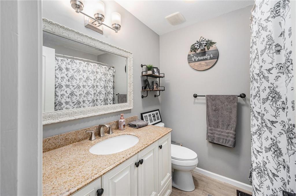 4104 Lakeview Drive Property Photo 14