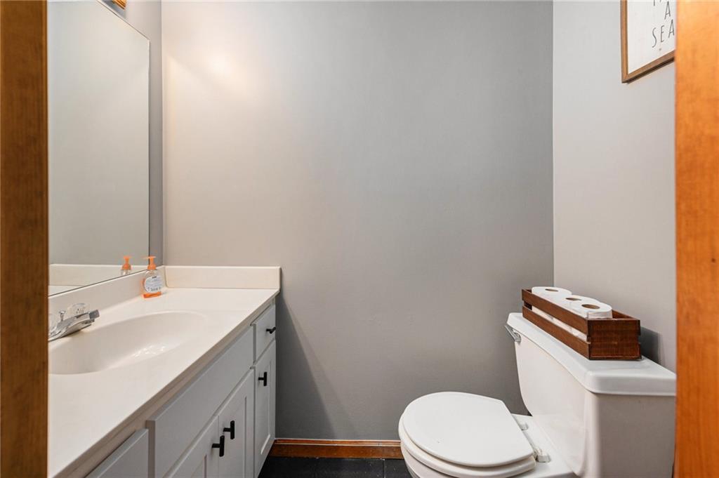 4104 Lakeview Drive Property Photo 23