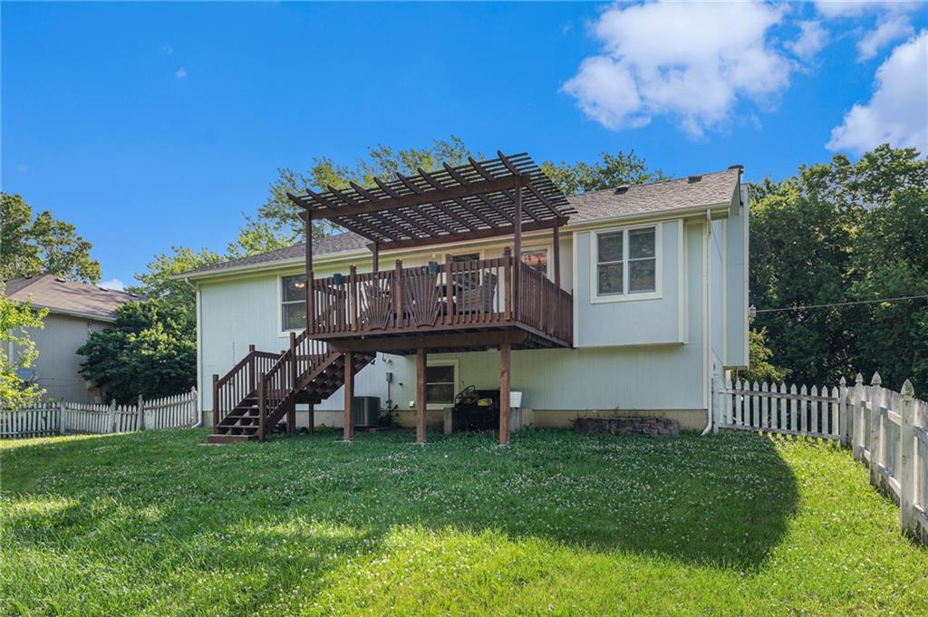 4104 Lakeview Drive Property Photo 28