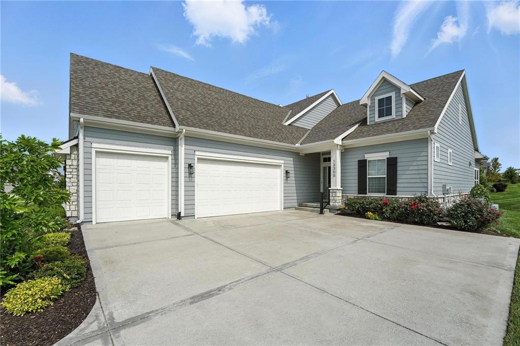 13300 W 174th Place Property Photo 1