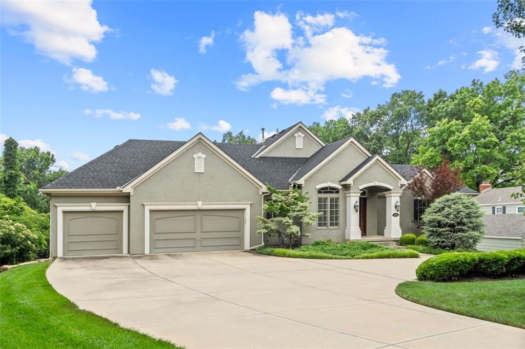 3215 Shawnee Mission Parkway Property Photo 1