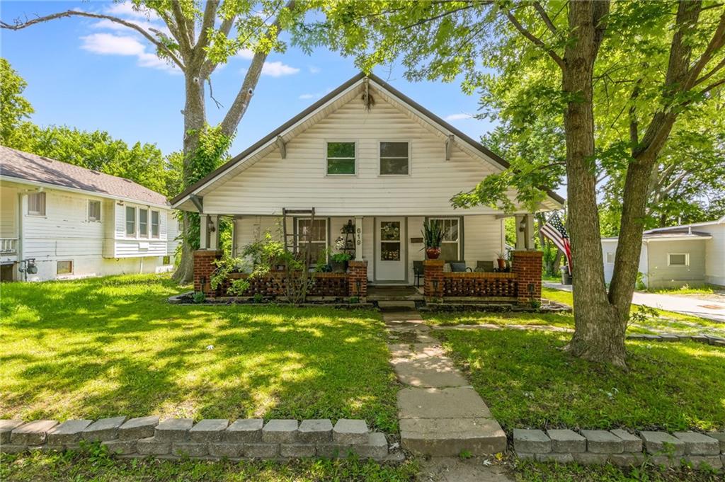 619 S Hardy Avenue Property Photo 1