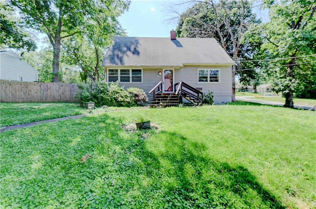 1700 S Pearl Street Property Photo 1