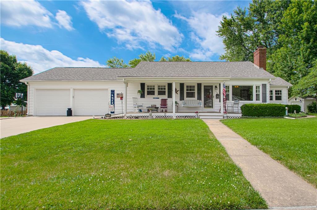 328 E 4th Street Property Photo 1