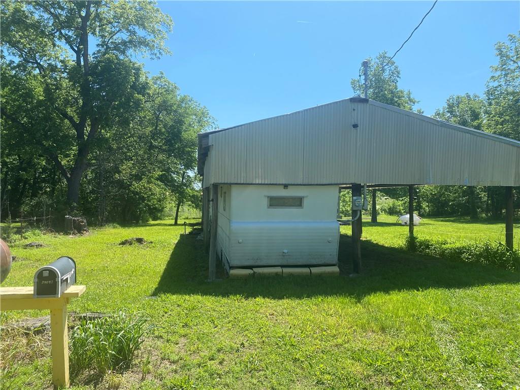 39055 Railroad Avenue Property Photo 1