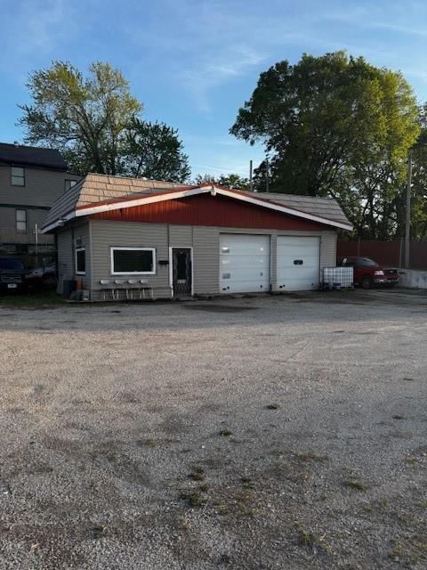 2815 E 23rd Street Property Photo 4