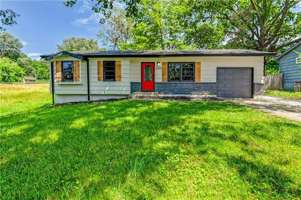 16300 E Independence Avenue Property Photo 1