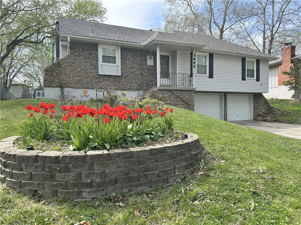 1005 Se Alice Street Property Photo 1