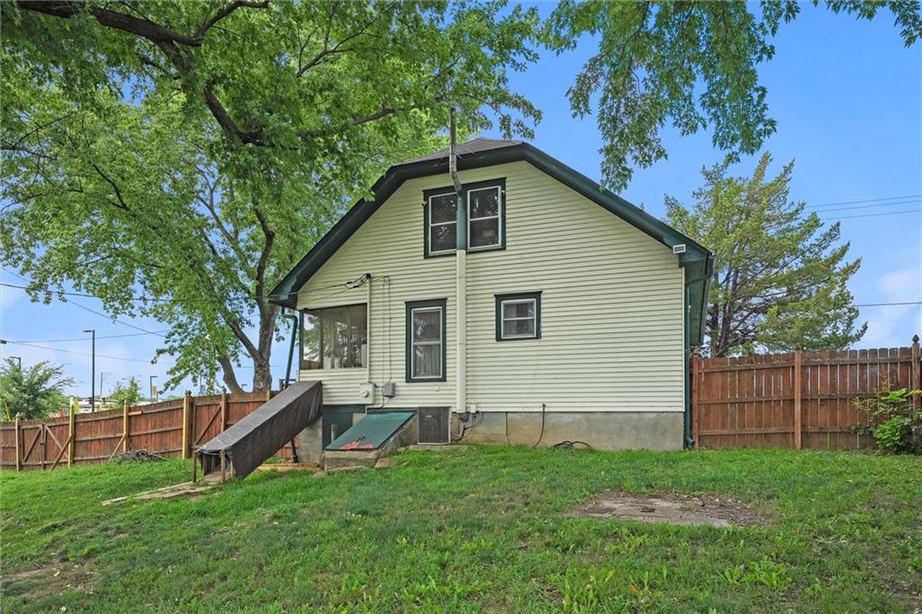 1113 N 2nd Street Property Photo 18