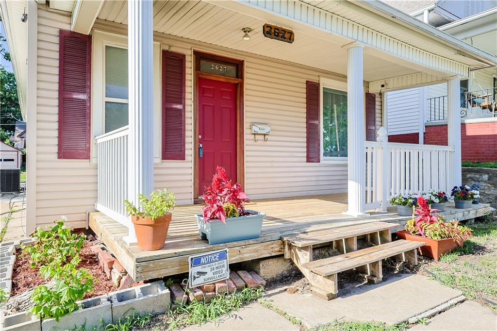 2627 Renick Street Property Photo 1