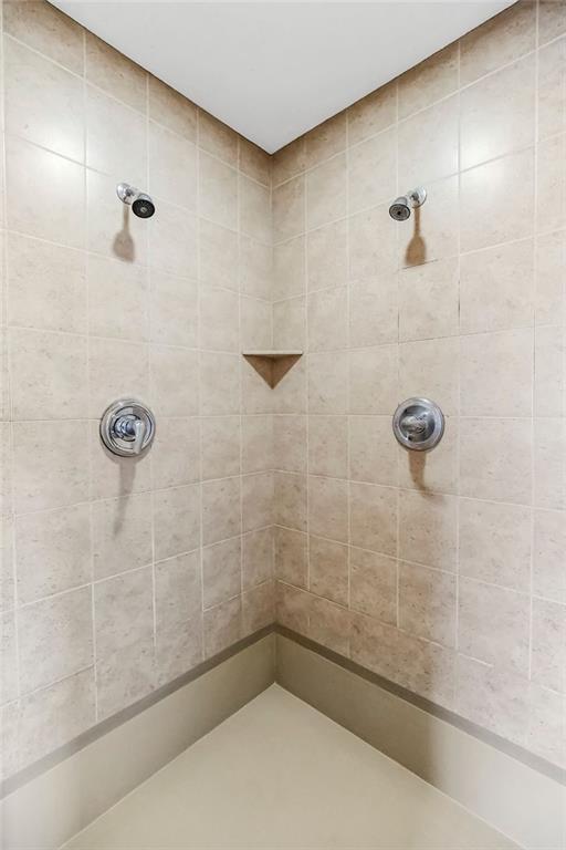 16211 S Locust Street Property Photo 30