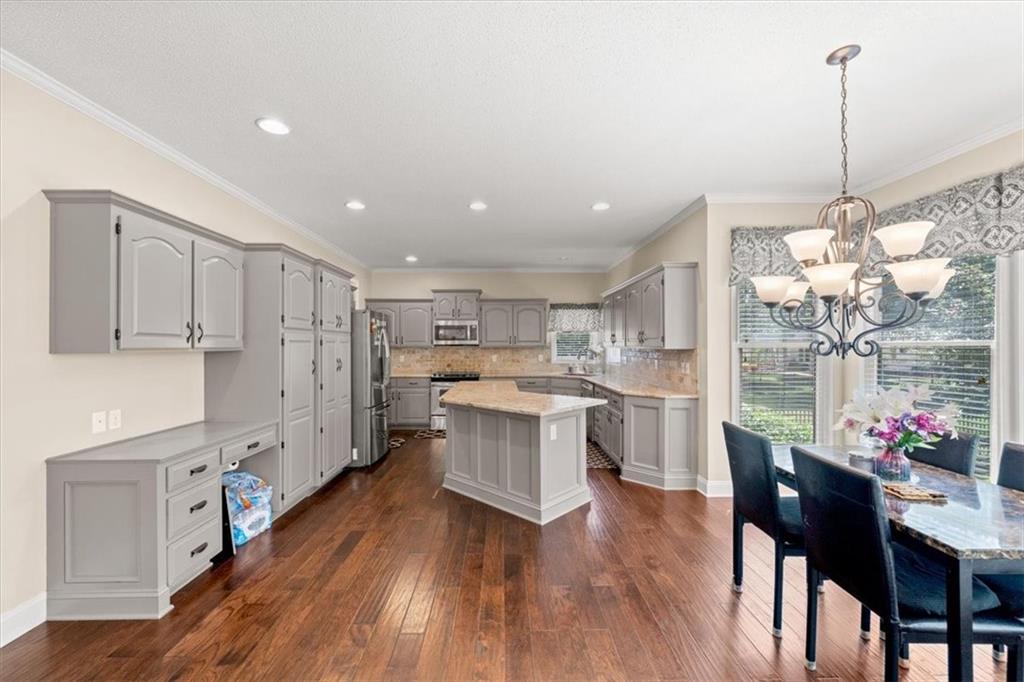 11927 W 131st Terrace Property Photo 4