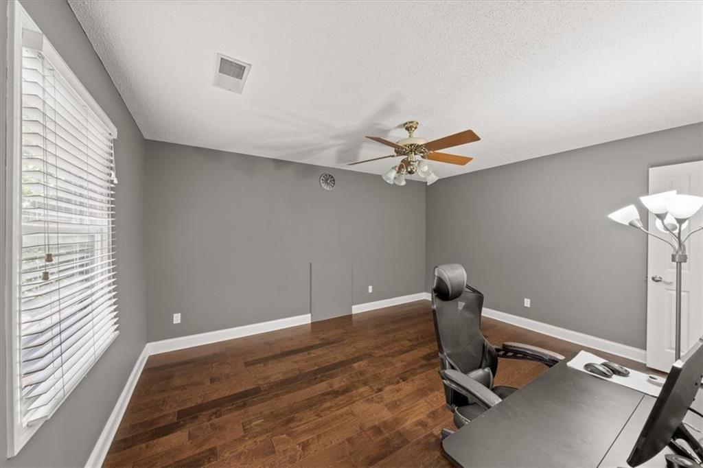 11927 W 131st Terrace Property Photo 19