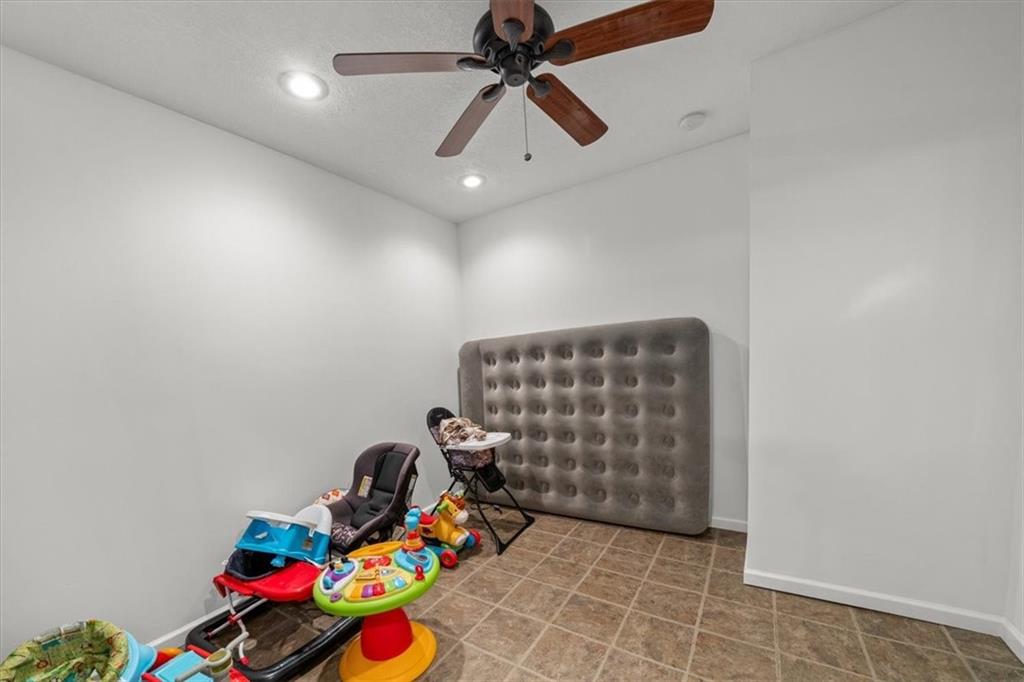 11927 W 131st Terrace Property Photo 24