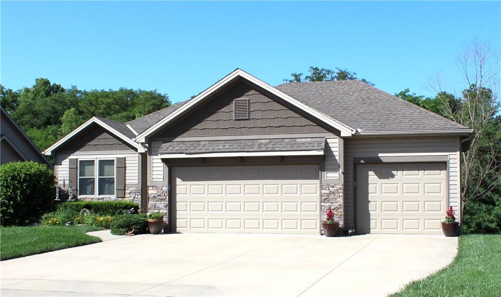 607 Tomahawk Court Property Photo 1